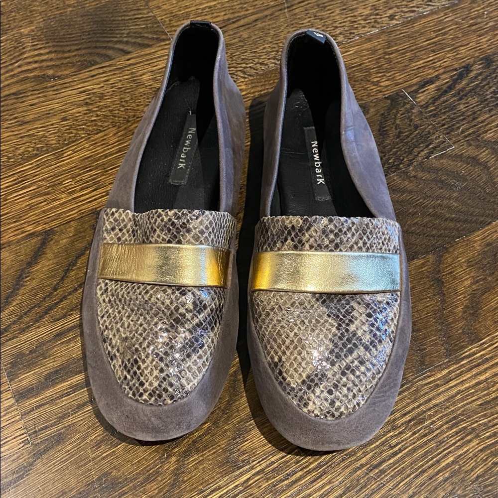 NewbarK snakeskin flats